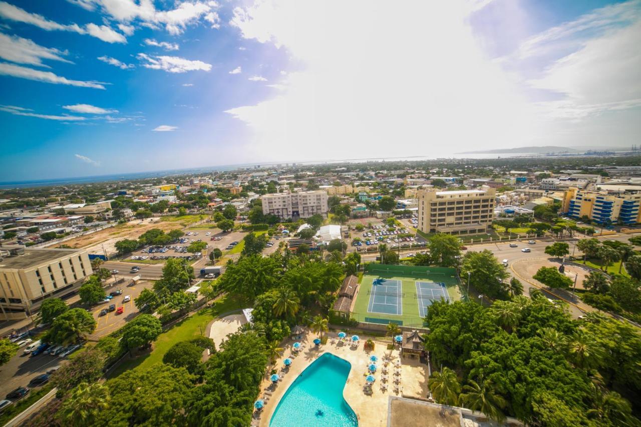The Jamaica Pegasus Hotel Kingston Bagian luar foto